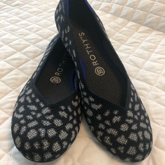 Rothy's Shoes - 🦄 🖤 Rothy’s Charcoal Kitten Flats size 8.5 VGUC